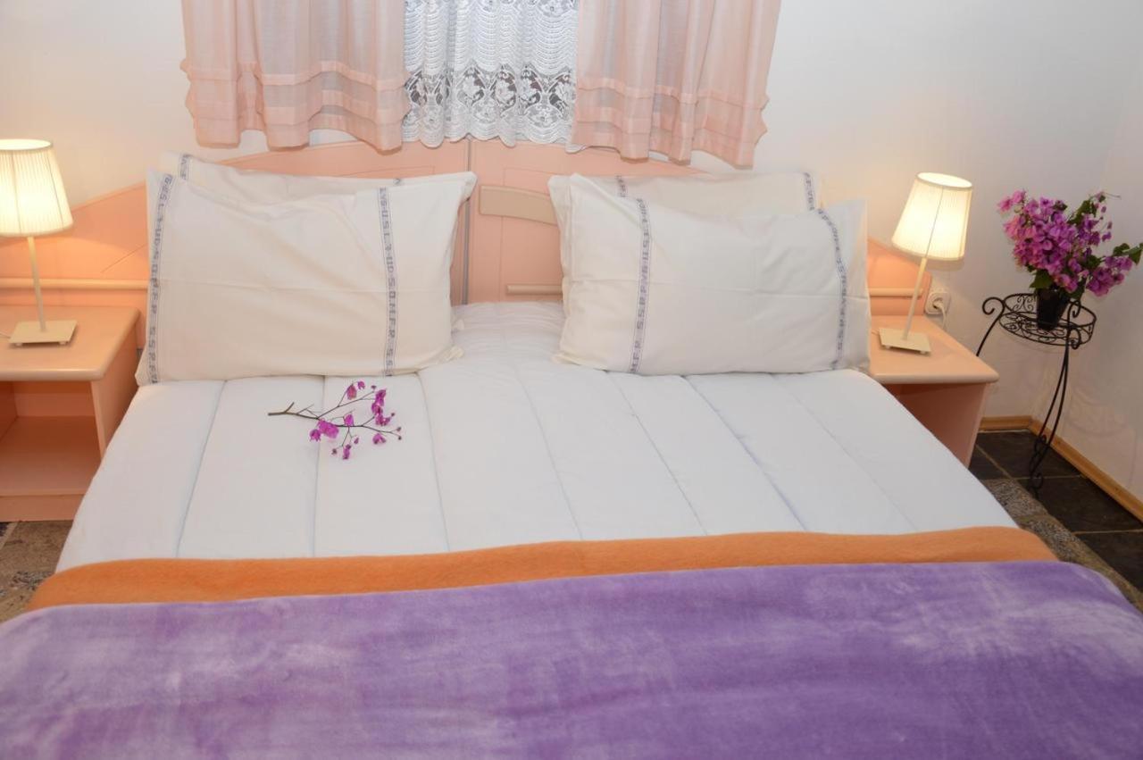 Apartments Athena Nova Vas  ภายนอก รูปภาพ