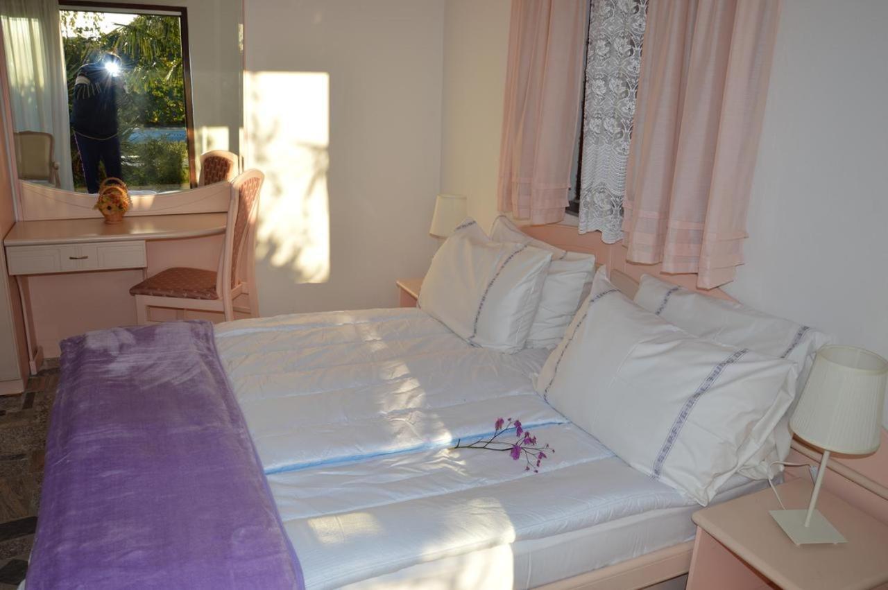 Apartments Athena Nova Vas  ภายนอก รูปภาพ